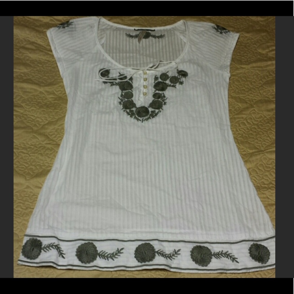 - Free People top